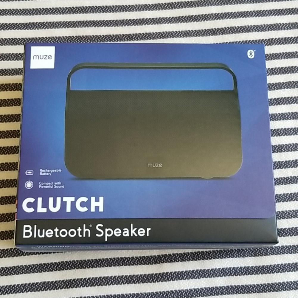 NIB Vivitar Muze Clutch Bluetooth Speaker